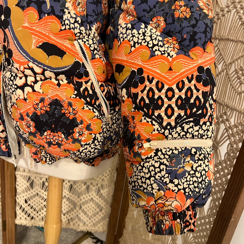 Free People Powerhouse Puffer Midnight Multicolor Jacket L $268 retail NWOT - Picture 8 of 16